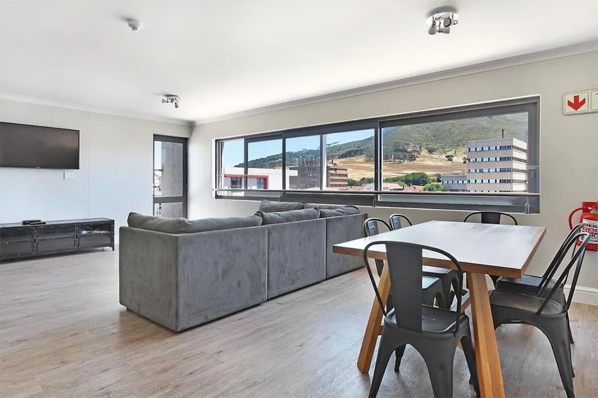 The Paragon Kahlua Modern Open Plan Centrally Located Cape Town Apartment