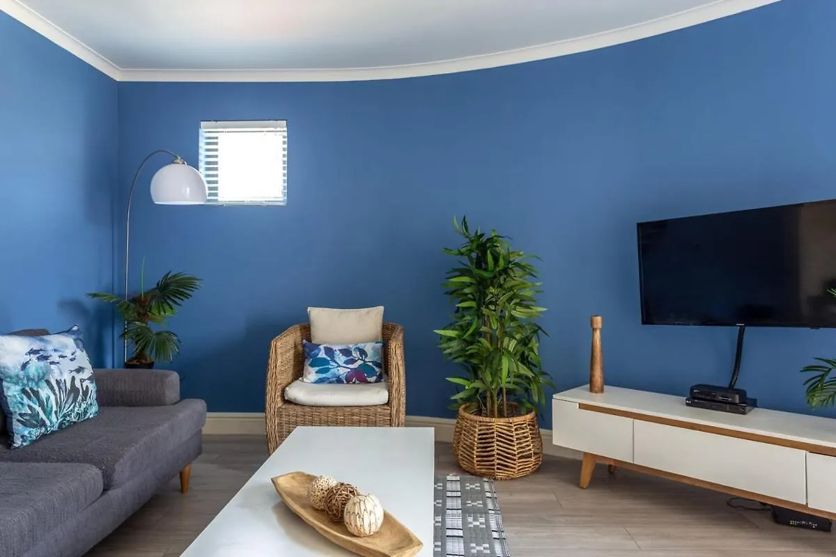The Paragon Kahlua Modern Open Plan Centrally Located Cape Town Apartment