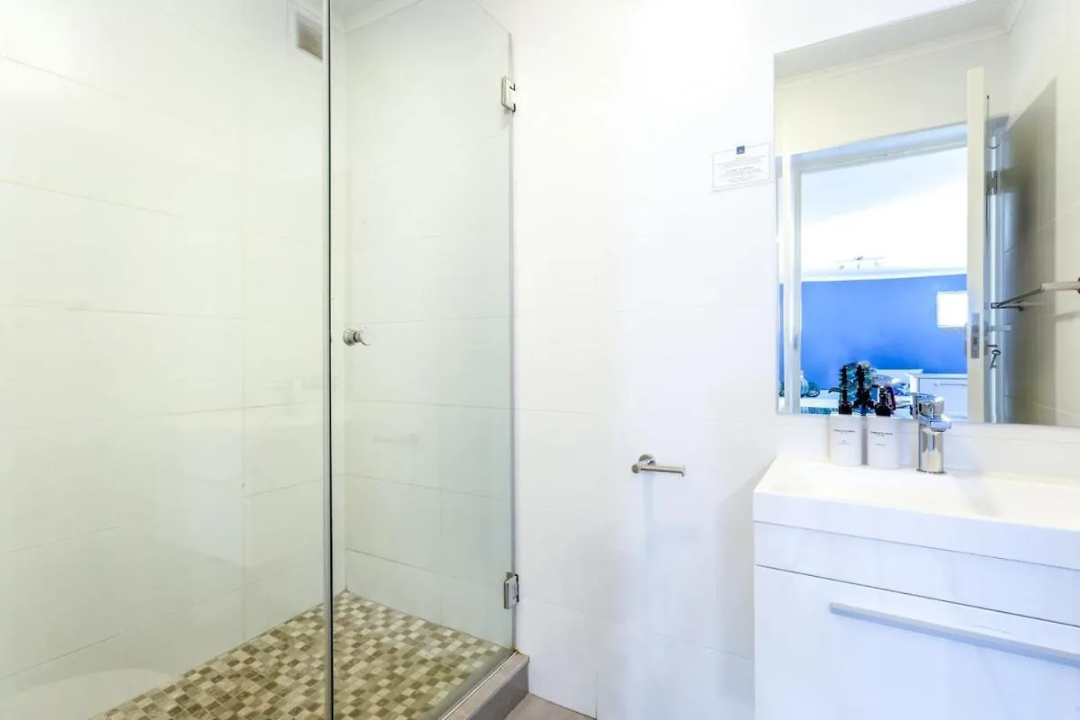 The Paragon Kahlua Modern Open Plan Centrally Located Cape Town 0*,  South Africa