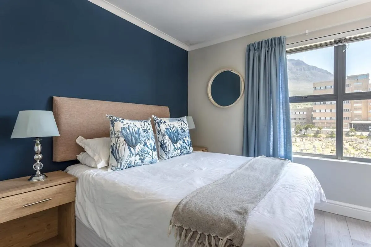 The Paragon Kahlua Modern Open Plan Centrally Located Cape Town Apartment