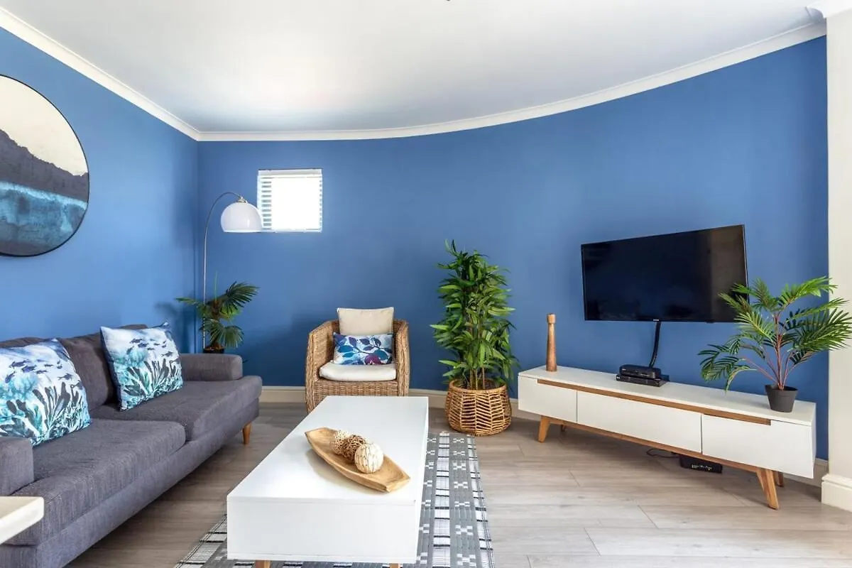 The Paragon Kahlua Modern Open Plan Centrally Located Cape Town 0*,  South Africa